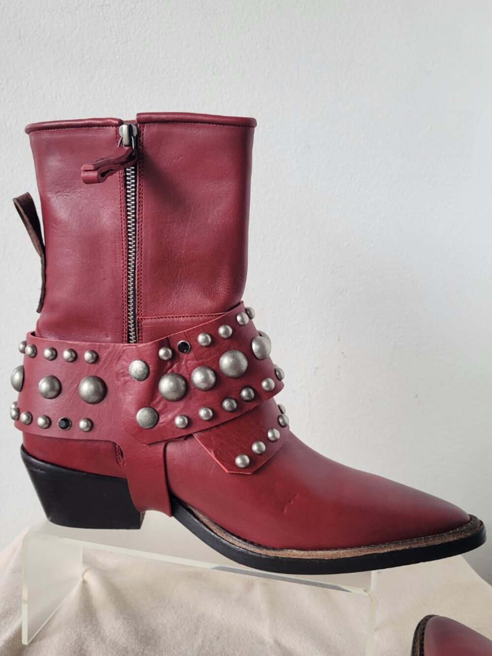 Free People We The Free Axel Studded Harness Leather Boots Red Size 9 NWOB - Picture 3 of 15